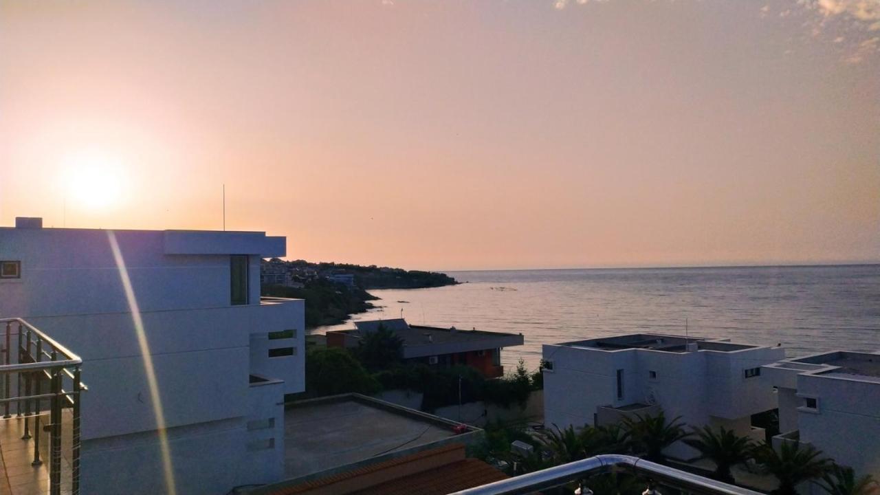 Семеен Хотел Golden Place Sozopol Exterior photo