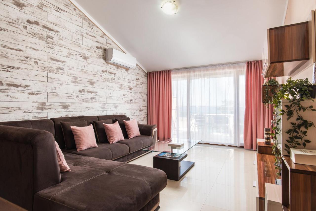 Семеен Хотел Golden Place Sozopol Exterior photo