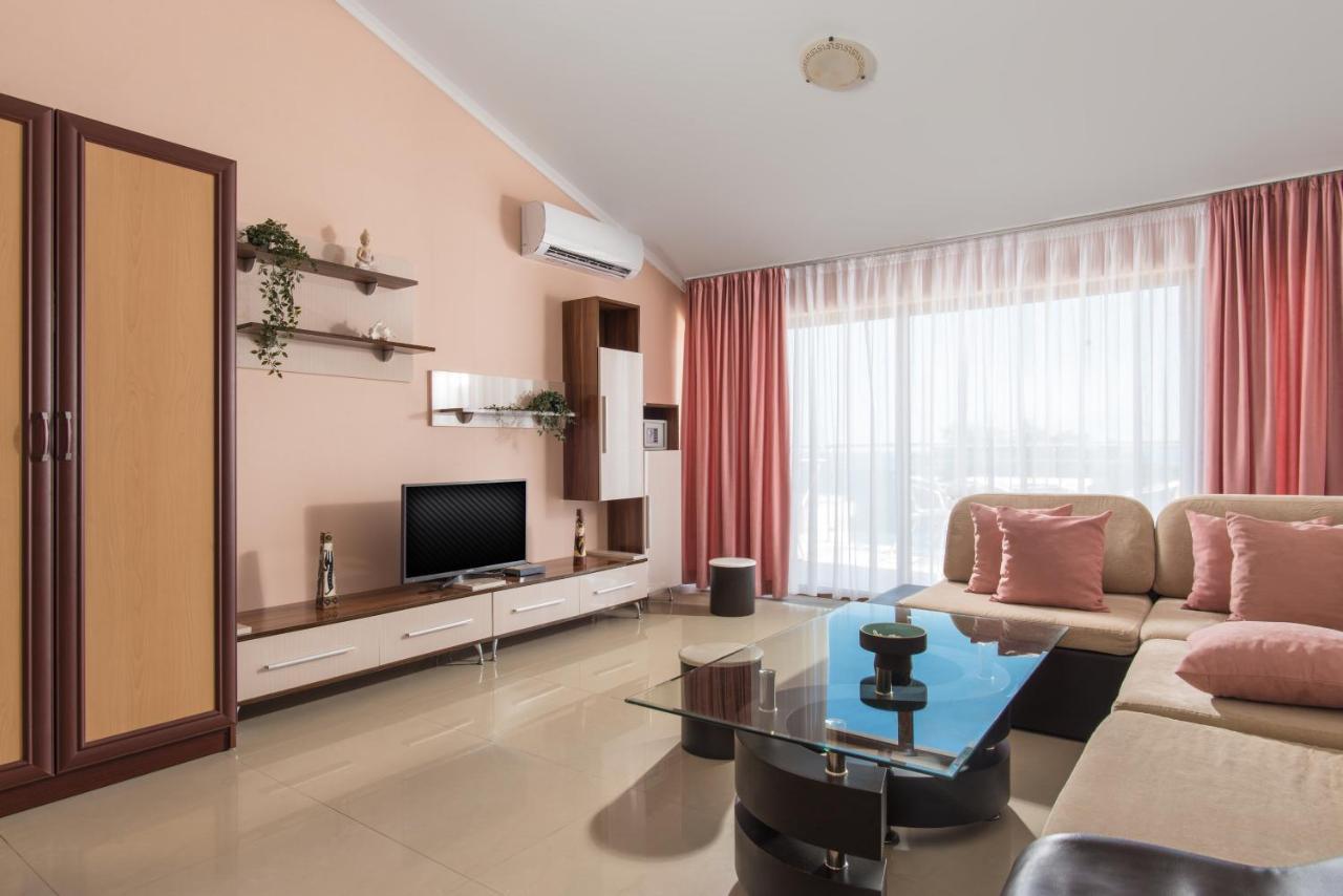 Семеен Хотел Golden Place Sozopol Exterior photo