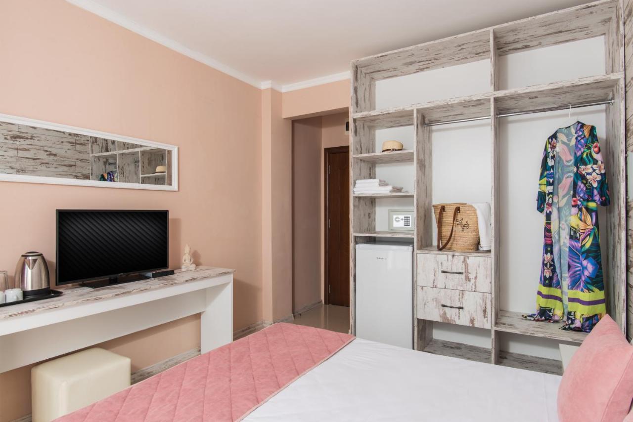 Семеен Хотел Golden Place Sozopol Exterior photo
